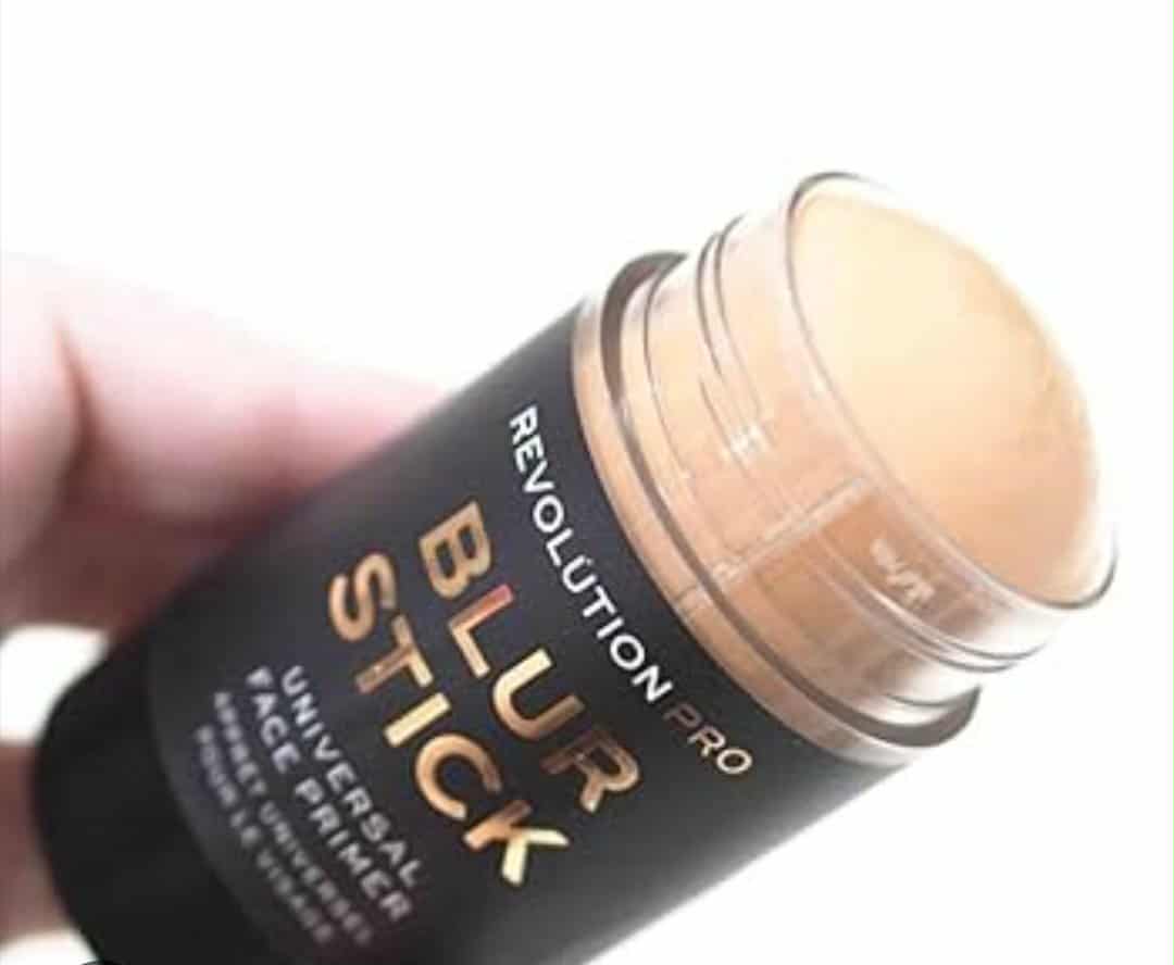 Revolution blur stick face primer soft and smooth texture