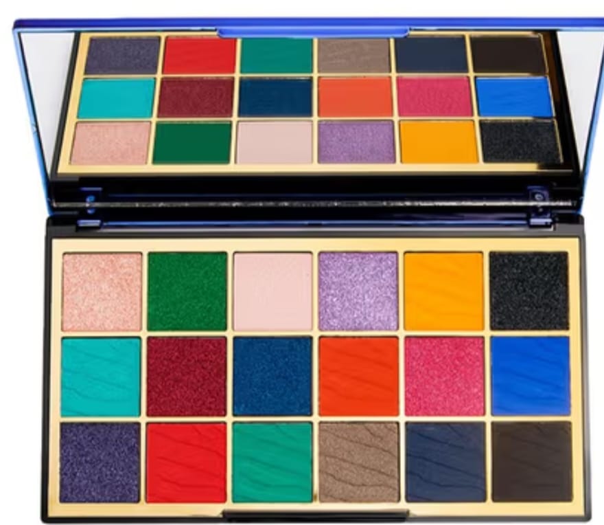 Revolution white and black wild animal palette