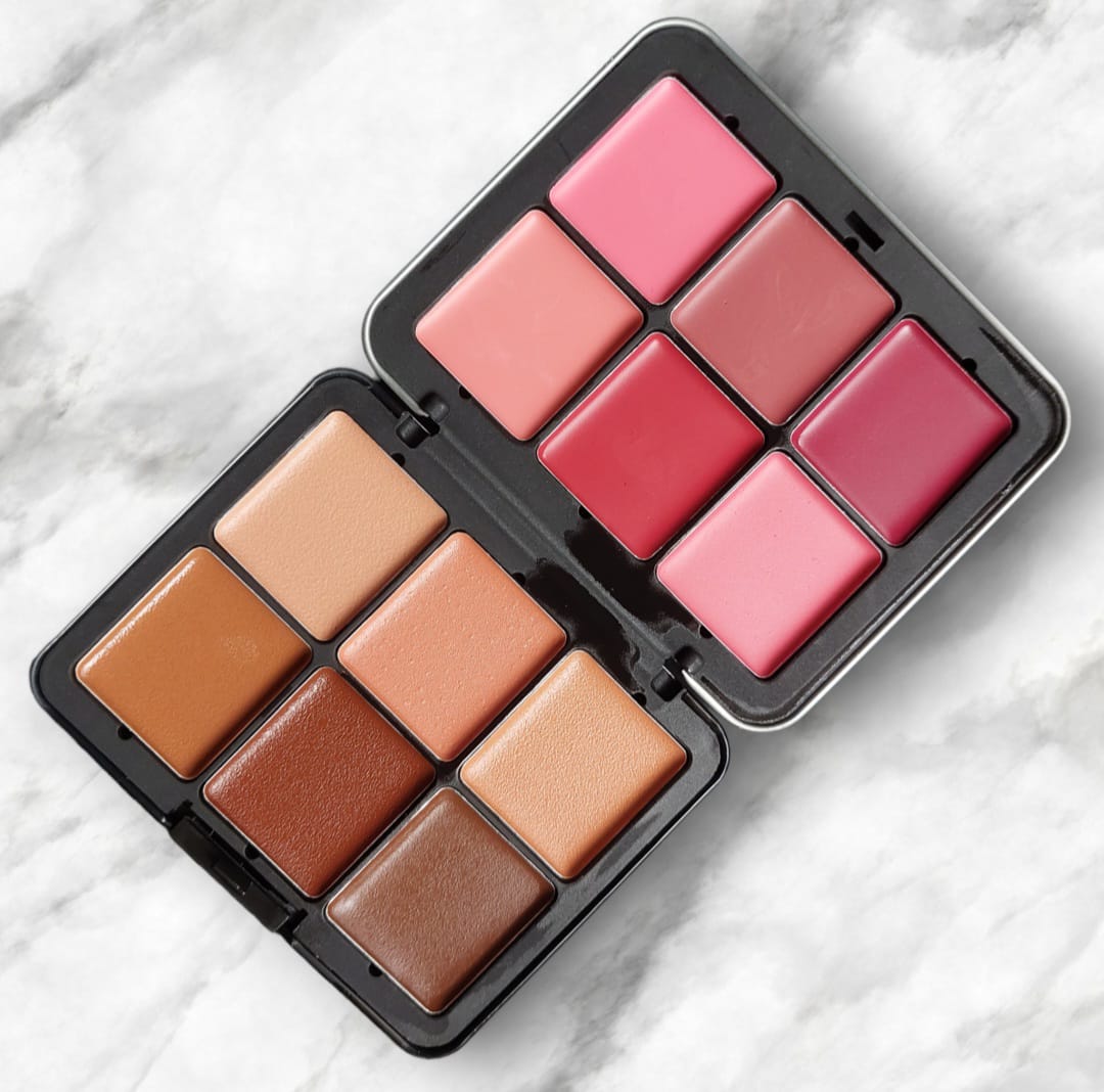 Carla Secret lipstick palette