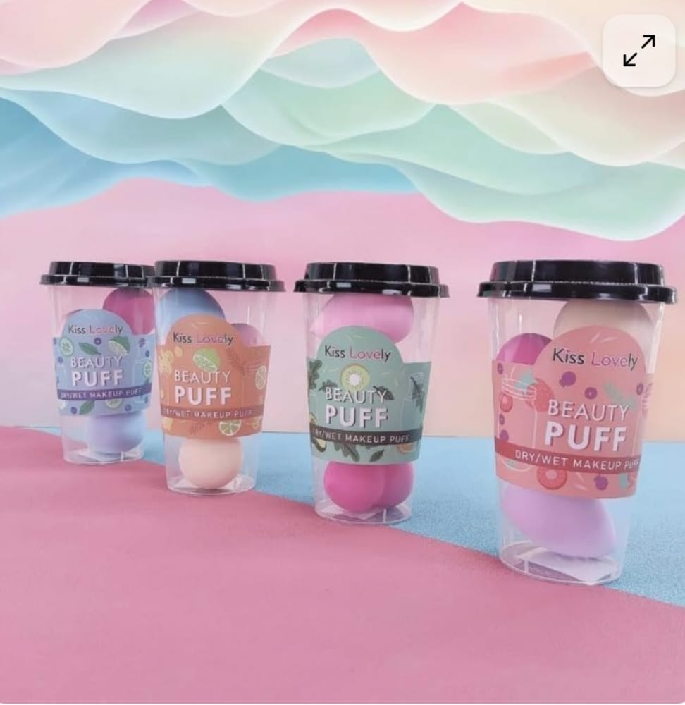 Set of 4 face makeup sponges